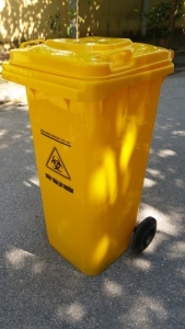 Thùng rác nhựa 120l màu vàng, Kích thước (L)550x(W)490x(H)930mm