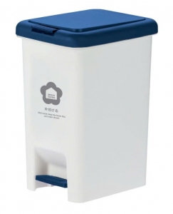 Thùng rác đạp chân chữ nhật                                               DUNG TÍCH: 10L, 15L, 20L, 30L. Kích thước 30L: 262x384x489mm Kích thước 20L: 335x175x460mm Kích thước 15L: 230x309x398mm Kích thước 10L: 200x272x351mm