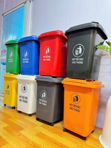 Thùng rác nhựa HDPE 60 lít 4 bánh xe đẹp              Kíchthước(L)480x(W)420x(H)660mm